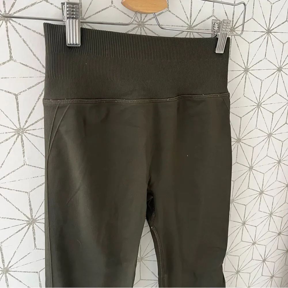 Lululemon Army Green Seamless Legging 24”